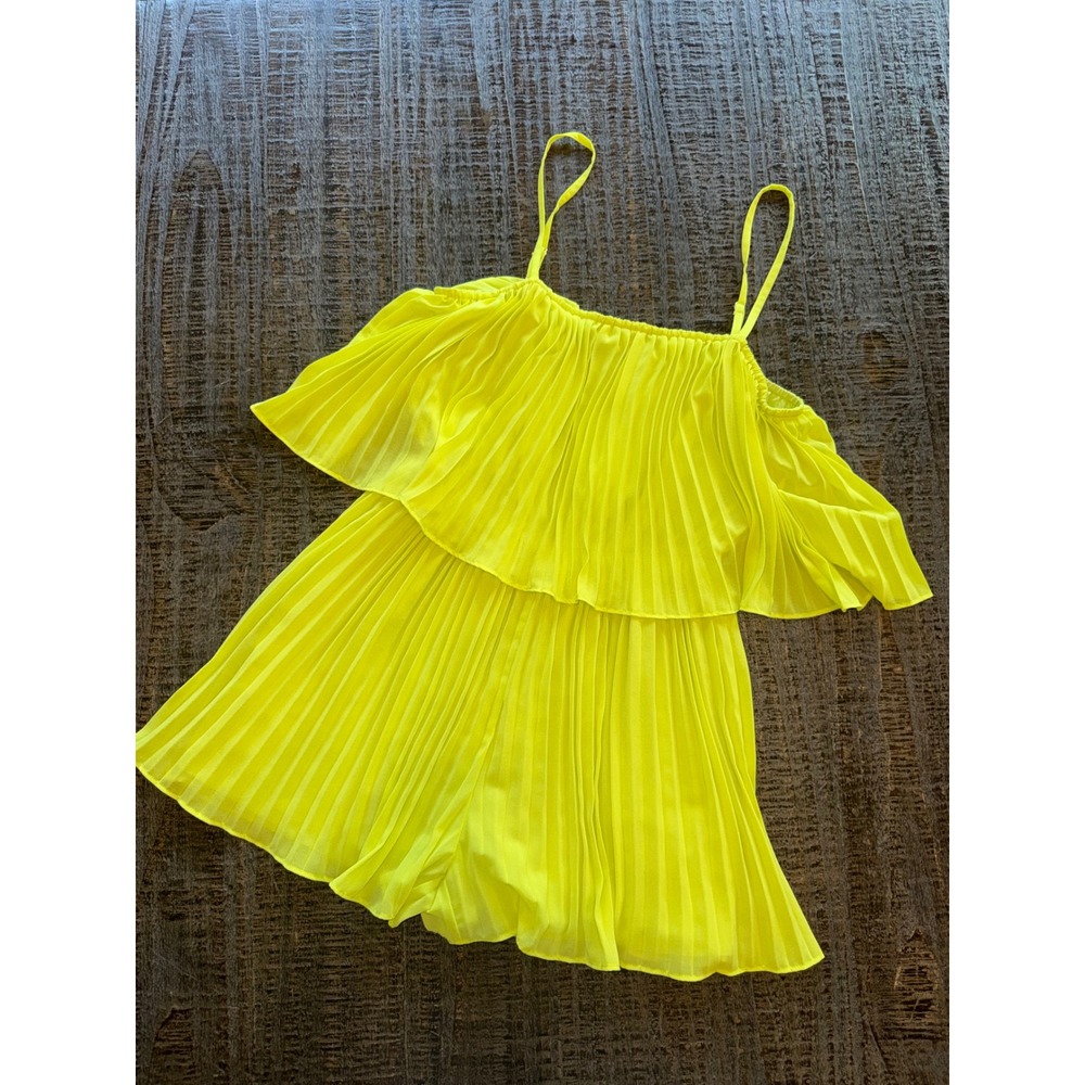 Idem Ditto Neon Pleated Romper – NWT – Size Medium